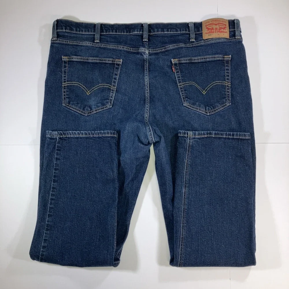 Levi's 541 Athletic Taper Fit Men's 46X32 Jeans Dark Wash Stretch